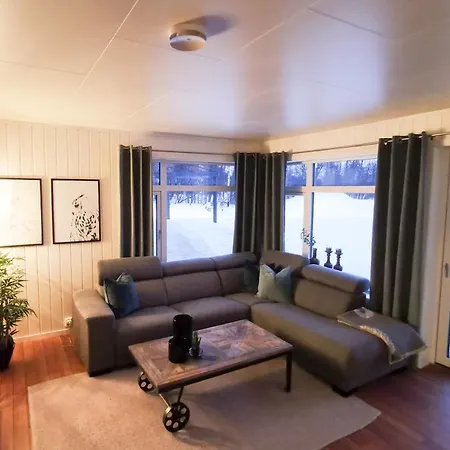 100m2 Close To City Centre And Nature アパート Storslett