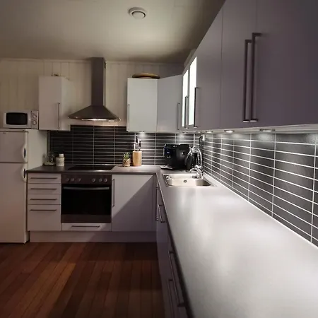 100m2 Close To City Centre And Nature Apartment Storslett